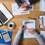 Украинцы забирают депозиты из банков Украинцы забирают депозиты из банков